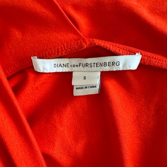 DVF Bentley Three-Quarter Sleeve Ruched Dress In Red Size S Designer Classic - Picture 8 of 14